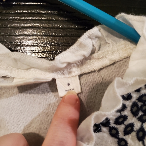 Beautiful blouse - Picture 5 of 5